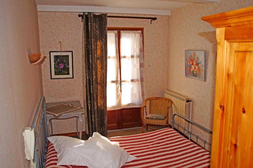 Le Relais Des Vaudois Hotel Freissinieres Стая снимка